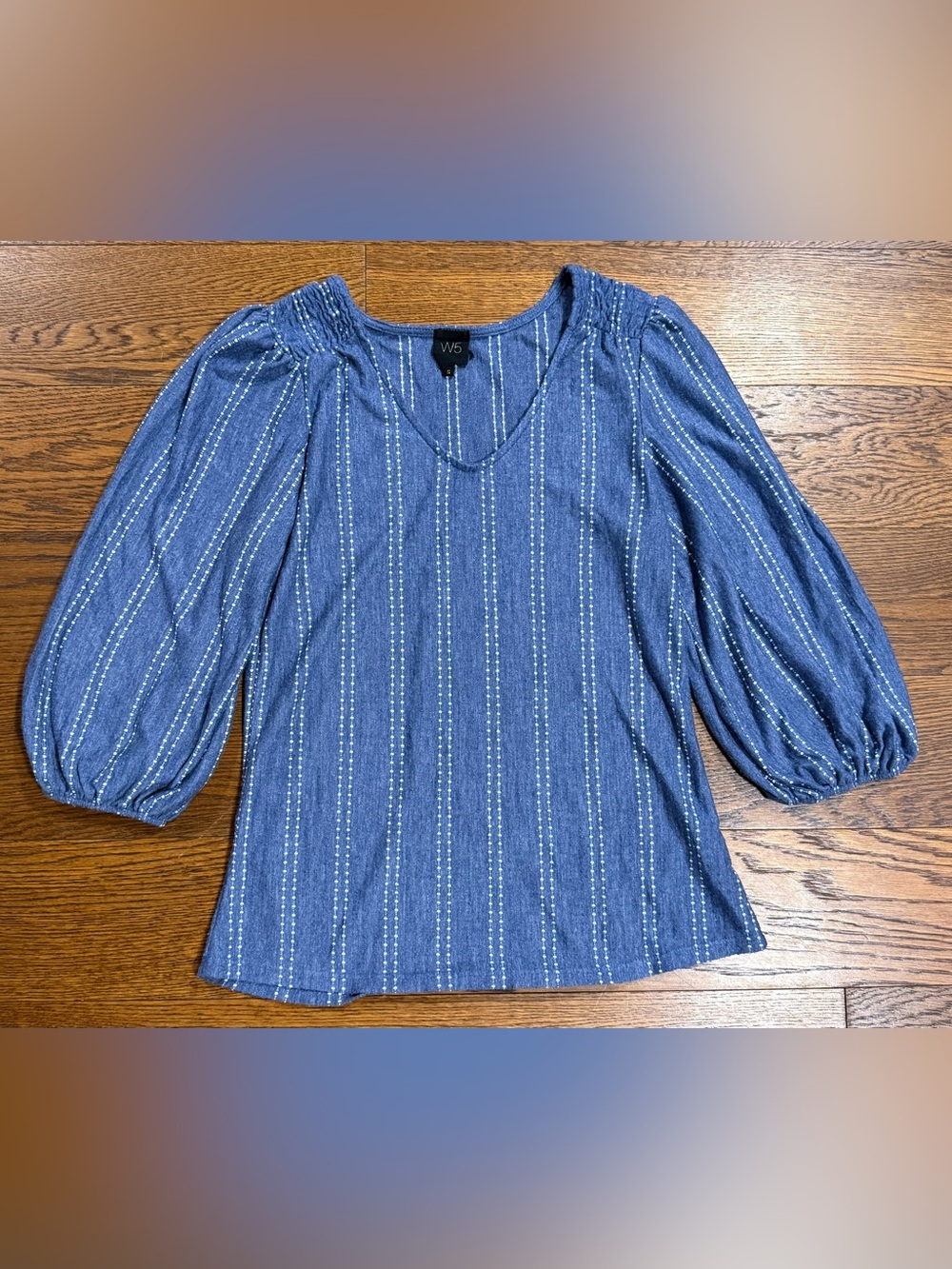 W5 Women's Chambray and White Striped Woven Blouse Balloon Sleeves Size S EUC